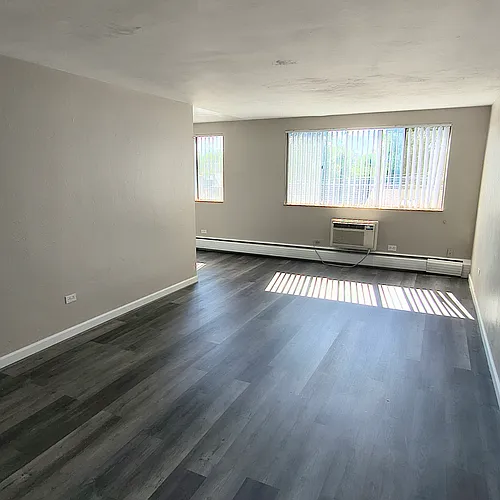 Floor plan 301