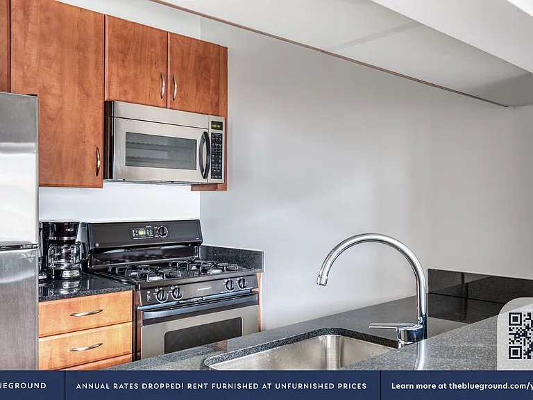 222 E 34th St #2224 — Photo 8