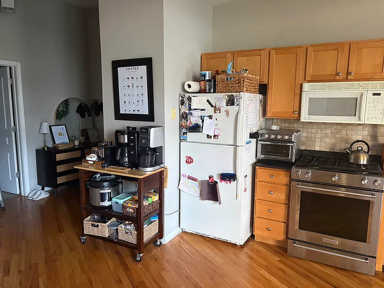 1645 W School St #208 — Photo 10