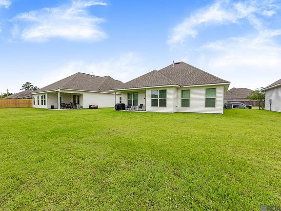 4th image of 11149 Cambre Oaks Dr