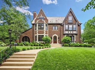 7448 Wydown Blvd, Saint Louis, MO 63105
