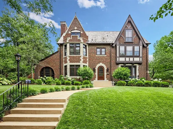 7448 Wydown Blvd, Saint Louis, MO 63105