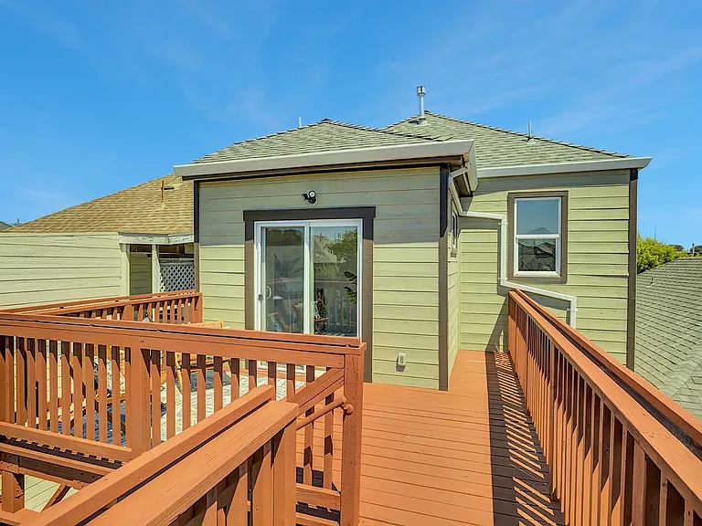 3107 Filbert St — Photo 20