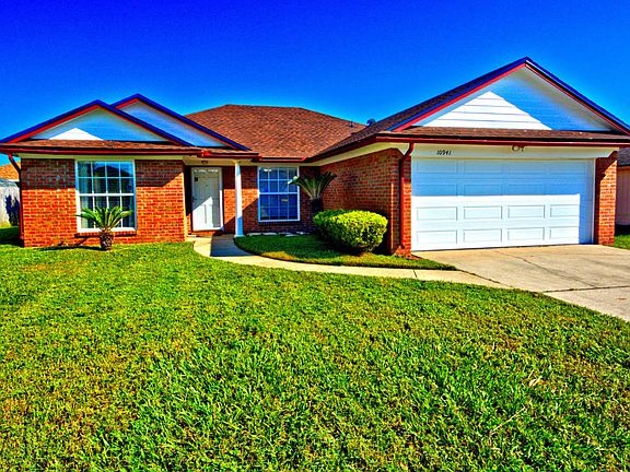 2nd image of 10941 Lost Pine Dr
