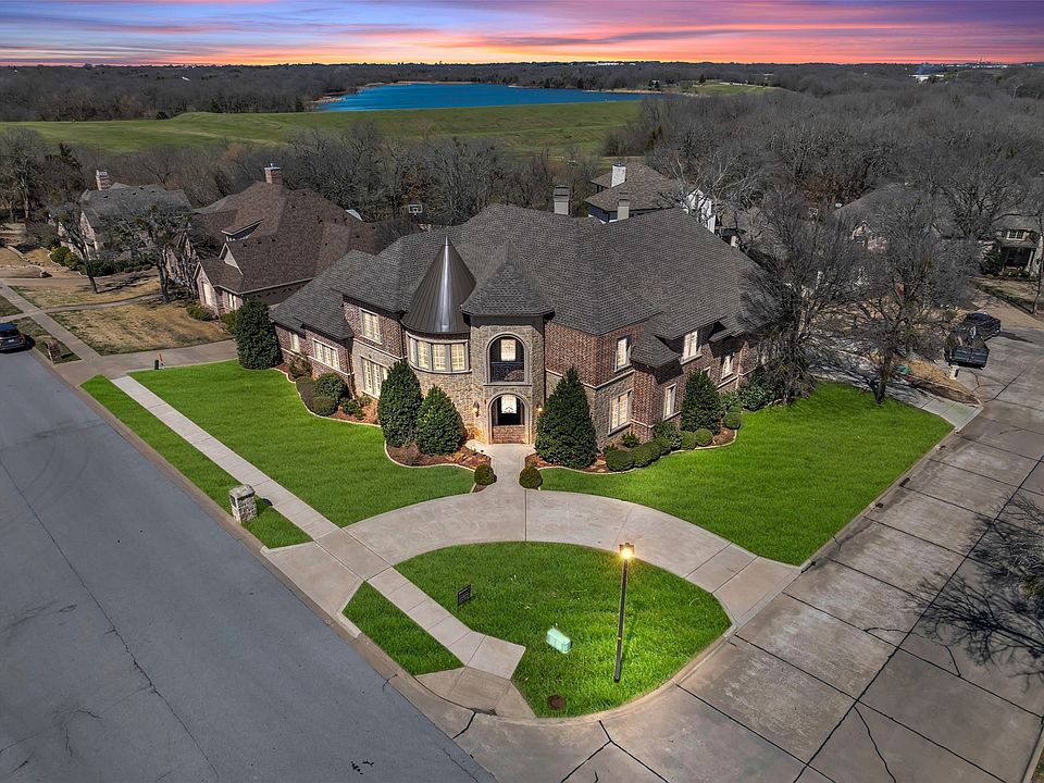 1st image of 2909 Canyon Creek Dr