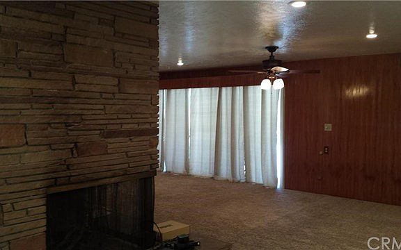 4th image of 144 N Park Dr