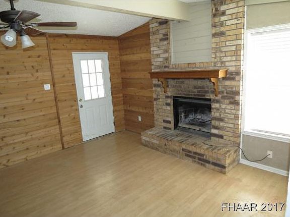 3rd image of 230 Bridle Dr