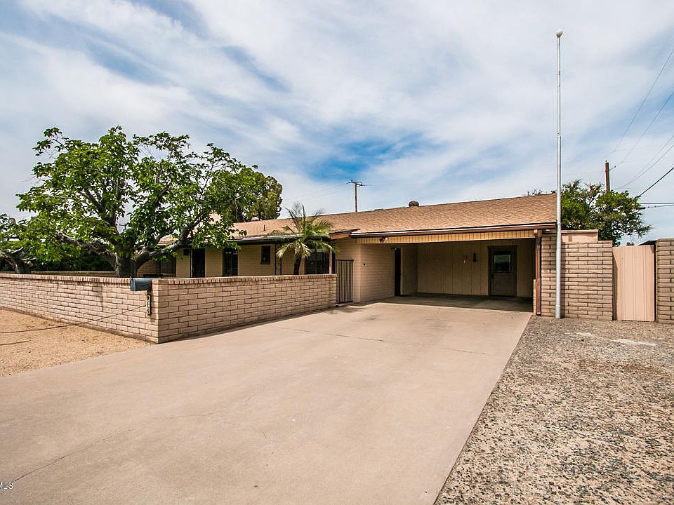 1st image of 916 E El Caminito Dr