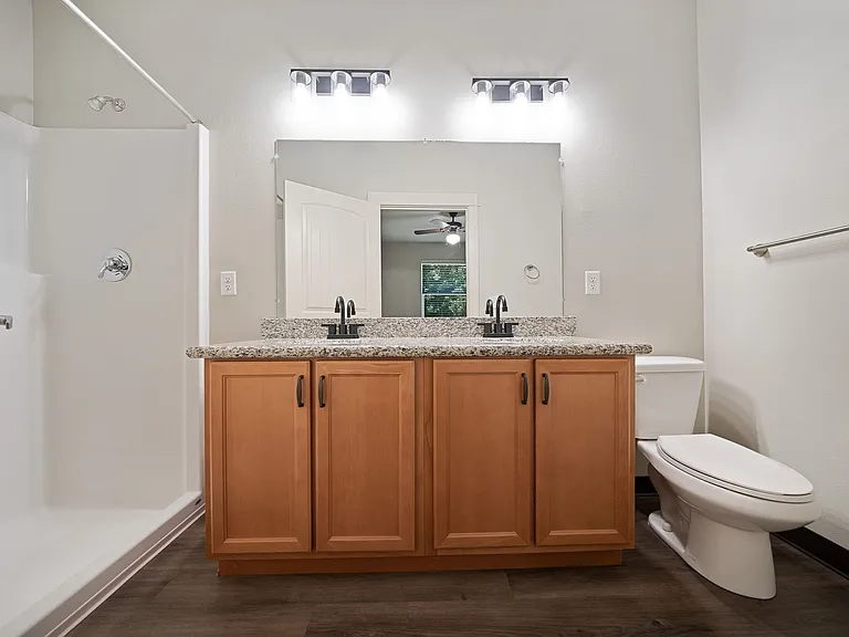 Webster Ridge Apartments — Photo 127