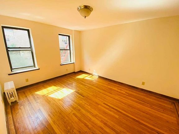 3rd image of 124 Parrott Pl #1C