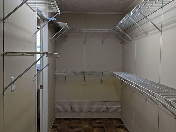 2nd image of 102 Flatlander Dr