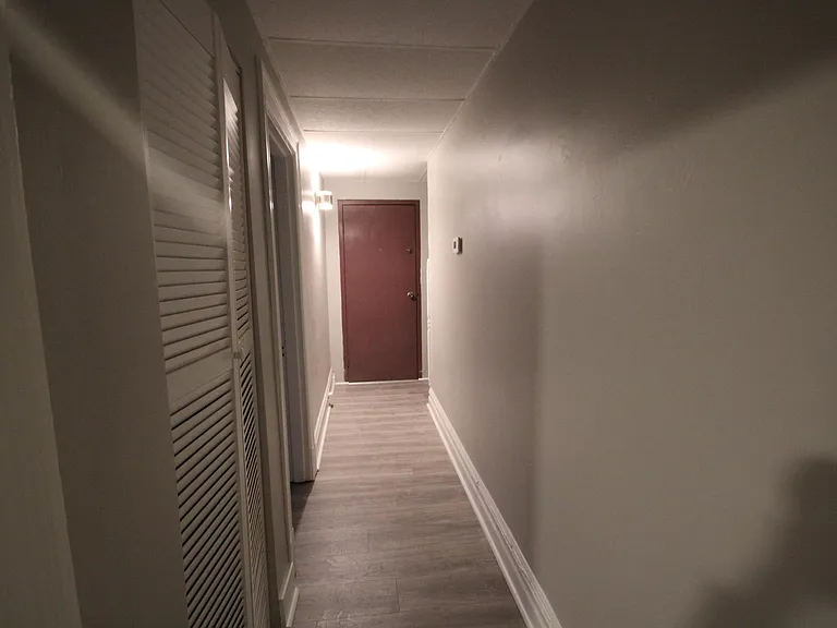 2841 Centre Ave #10 — Photo 13