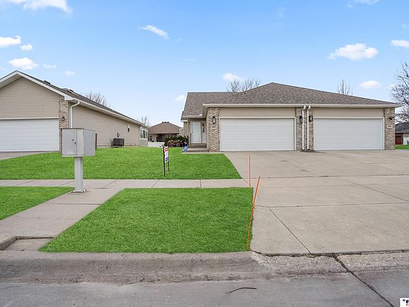 2nd image of 8105 Cheney Ridge Rd