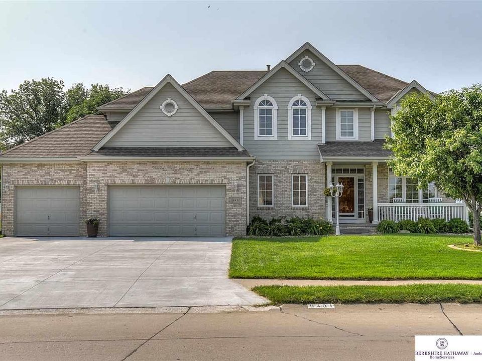 1st image of 9431 Valley View Dr