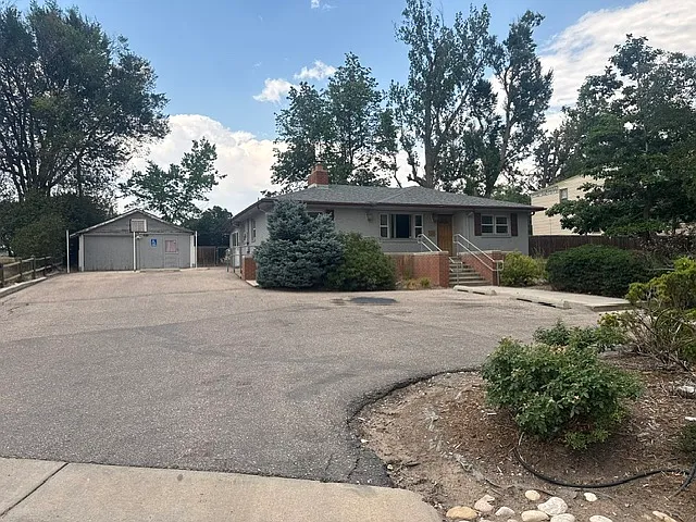 1234 W Prospect Rd — Photo 1