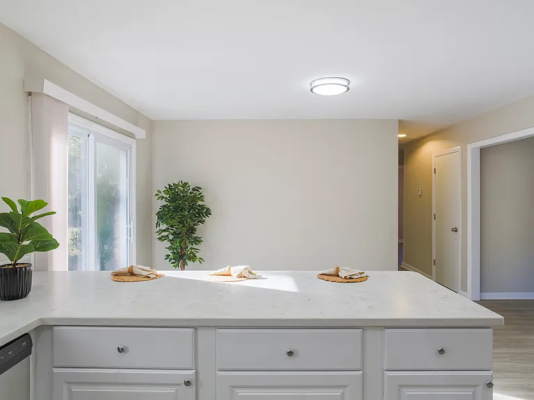 11304 Largo Dr — Photo 17