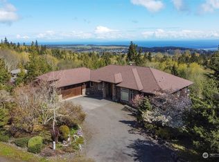 590 Chelsamish Dr, Sequim, WA 98382