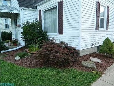 3rd image of 175 Linden Ave