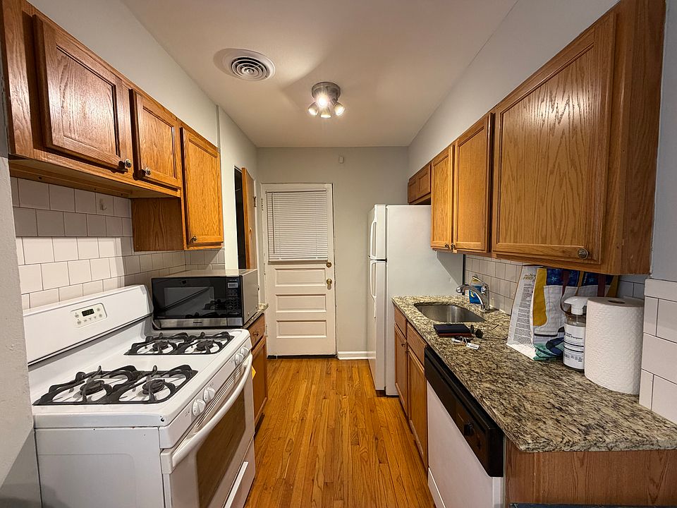 1st image of 6535 N Mozart St #1FZ