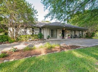 4309 Ridglea Country Club Dr, Benbrook, TX 76126