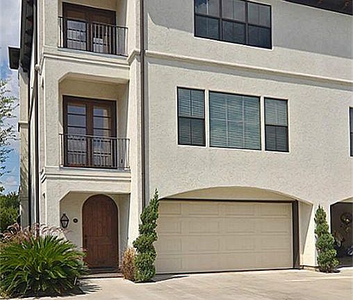 Stucco and Hardi Board exterior