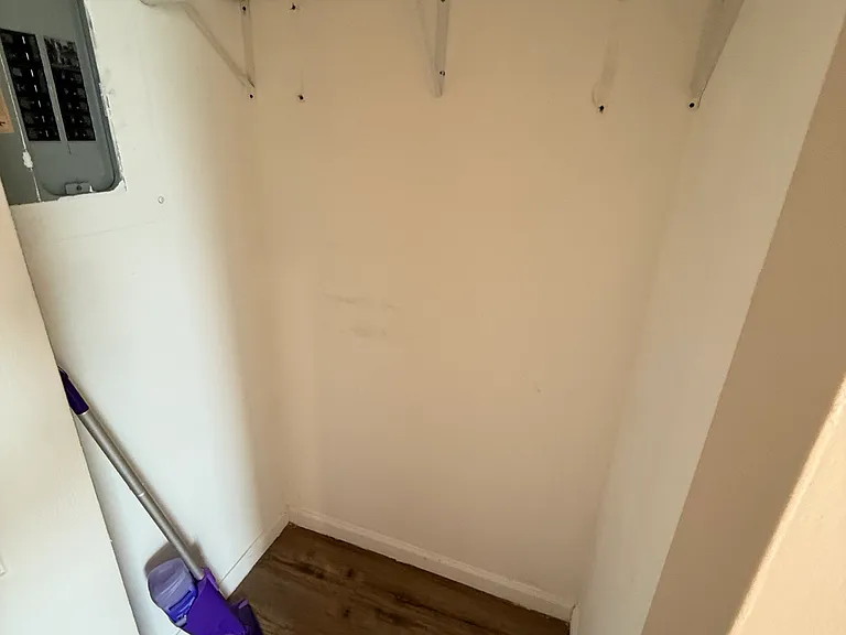 1404 E Baltimore St — Photo 14