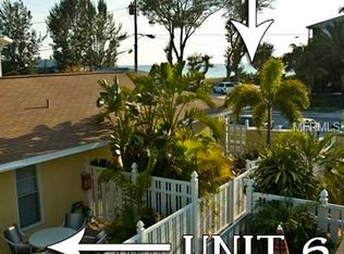 3301 Gulf Dr APT 6, Holmes Beach, FL 34217