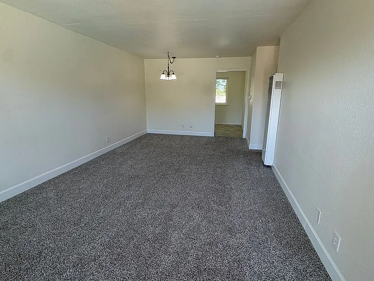6047 Woodminster Cir #27 — Photo 2