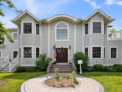 980 Green Bay Rd, Glencoe, IL, 60022