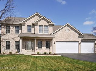 2659 Freeland Cir, Naperville, IL 60564