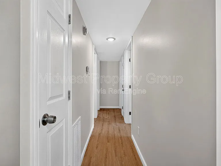 216 Allen Dr — Photo 9