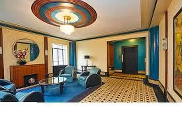 Rented by Bank Neary | media 20