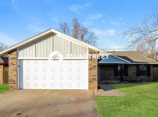 2705 Fairfield Dr, Edmond, OK 73012