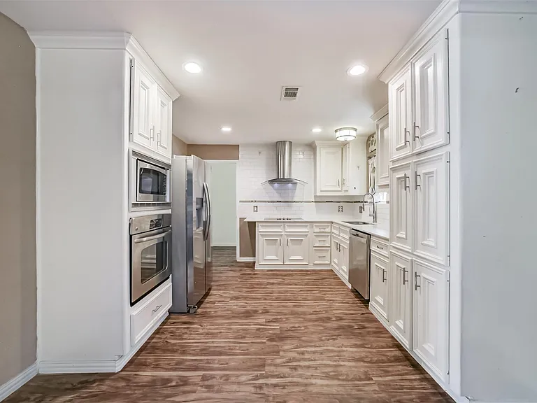 3700 Stassen St — Photo 10