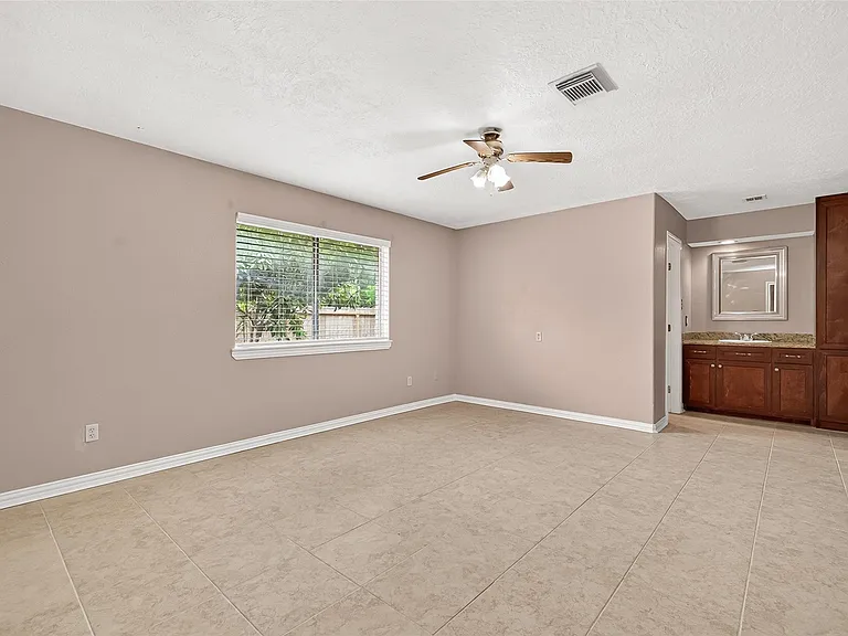 7403 Shady Vale Ln — Photo 20