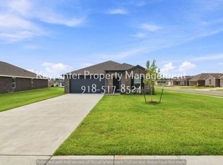2009 E San Antonio St, Broken Arrow, OK 74012