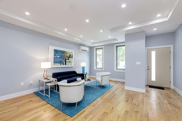 Sold by Compass | media 38