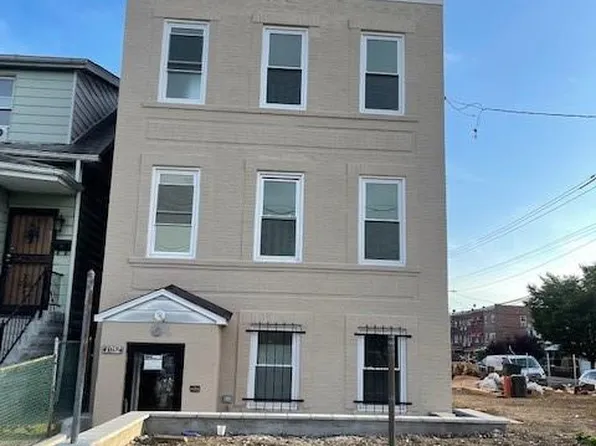 1052 Arnow Avenue, Bronx, NY 10469