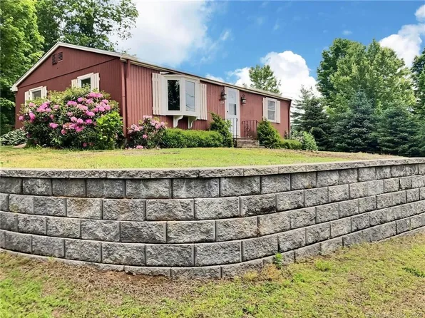 224 Cross Hill Road, Monroe, CT 06468