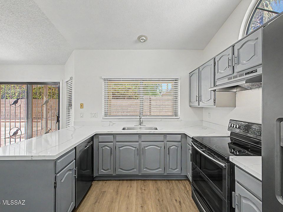 1st image of 2690 W Camino Del Venegas