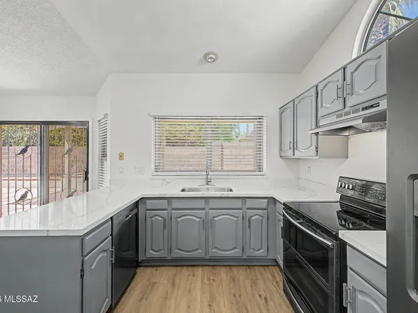 2690 W Camino Del Venegas, Tucson, AZ 85742