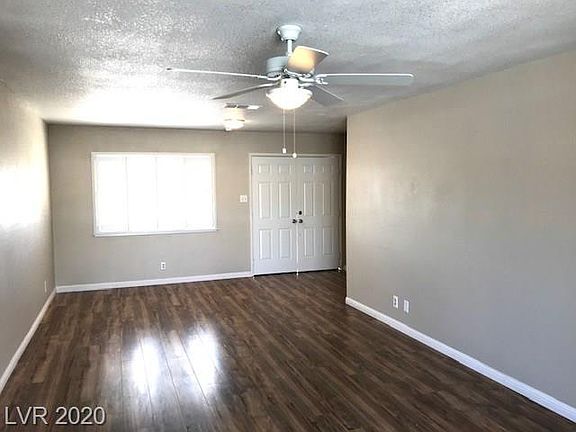 4th image of 600 Bloomingfield Ln