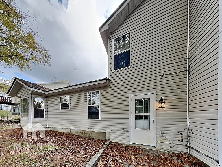 6437 Phillips Ct — Photo 29