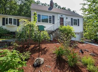 28 Hiawatha Rd, Woburn, MA 01801