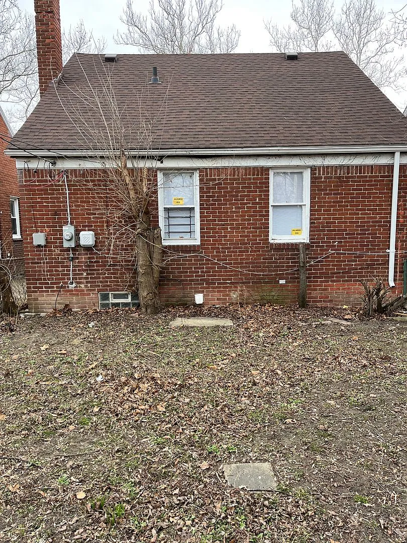 Building Photo - 10692 Meuse St