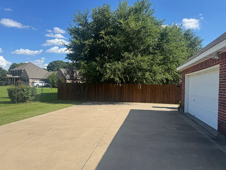 1415 E Dove Rd — Photo 53