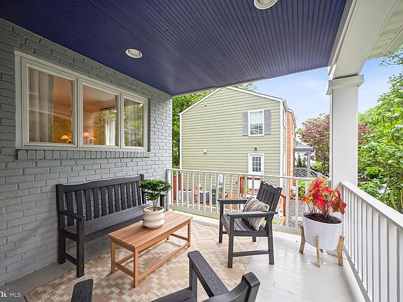 4th image of 2344 N Taylor St