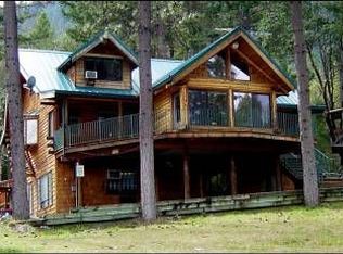 909 Cantrall Rd, Jacksonville, OR 97530