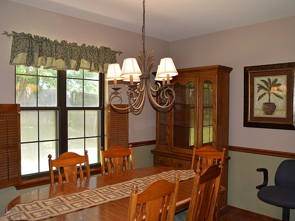 Formal Dinning Room