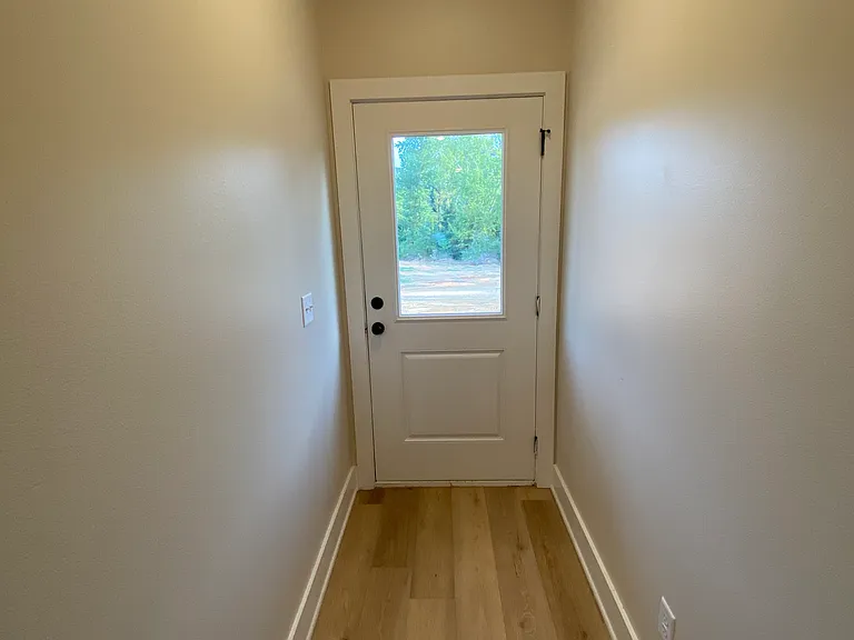 7531 FM 1845 — Photo 19